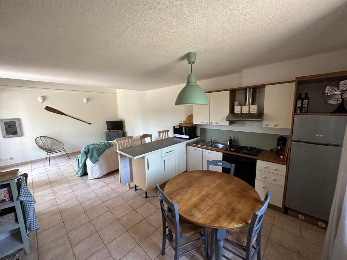 Le Mas Du Bosc Apartment Могио Екстериор снимка